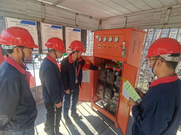 陕煤建设韩城分公司青岗员用实际行动“护航”安全生产