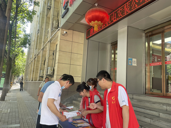 陕煤建设机电安装公司开展安全宣传咨询日活动