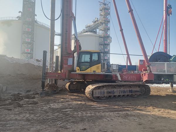 陕煤建设铜煤公司基层项目部寒冬不打烊,施工建设大干正酣