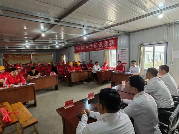 陕煤建设煤矿运营服务分公司：深化国防教育 共筑爱国情怀