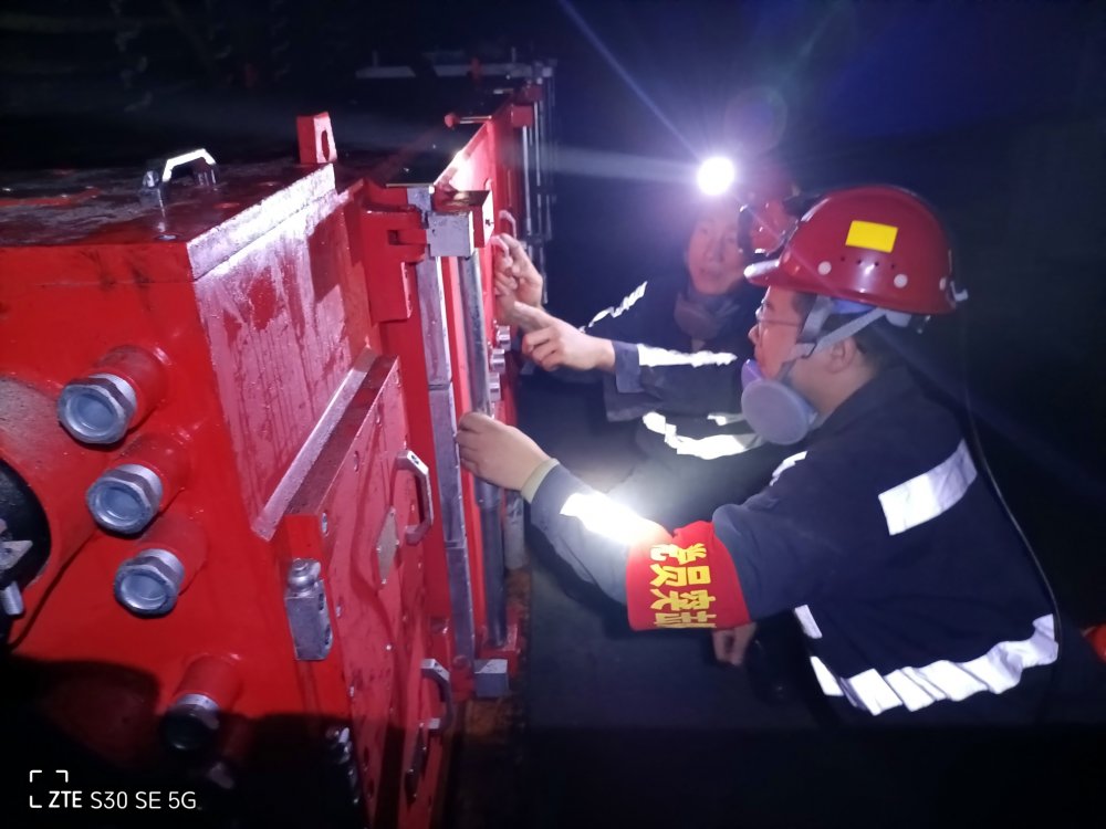 陕煤建设韩城分公司张家峁项目部：夯责任 除隐患 防风险 织密百日安全“防护网”